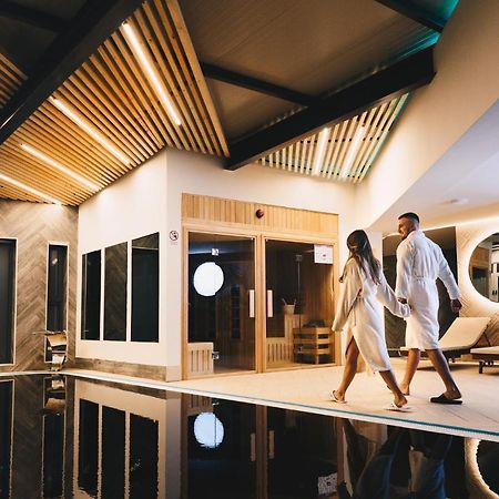 Hotel Tiski Cvet Novi Bečej Exteriér fotografie