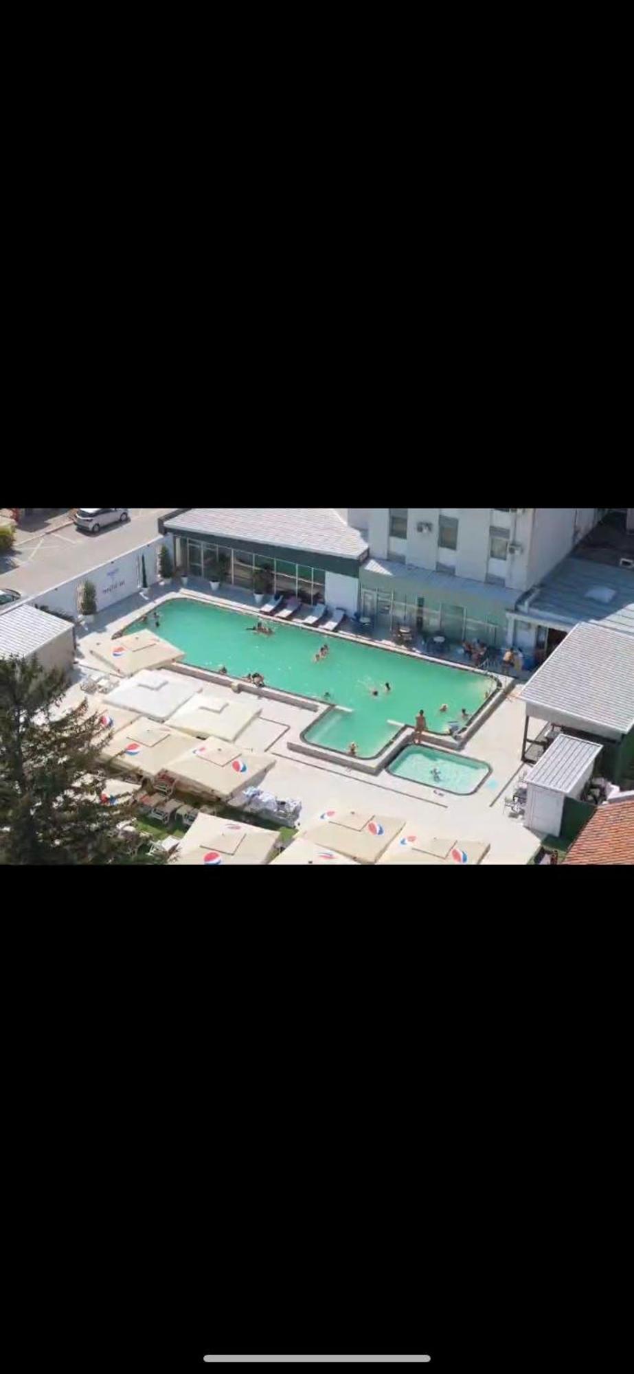Hotel Tiski Cvet Novi Bečej Exteriér fotografie